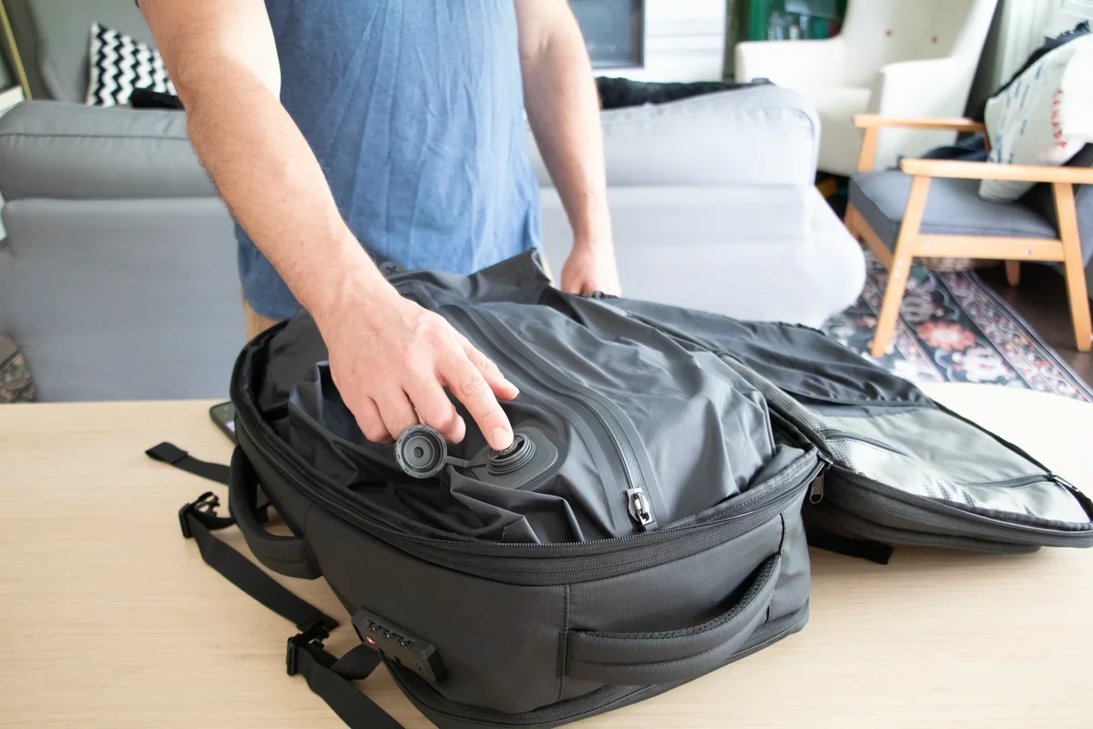 Step 2: Seal The Dual-Track Airtight Zipper
